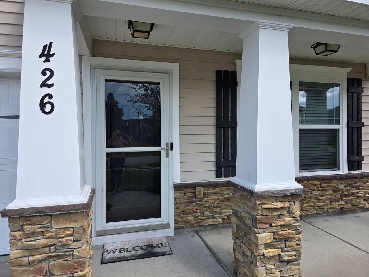 426 Lions Den Dr - Photo 3 of 27