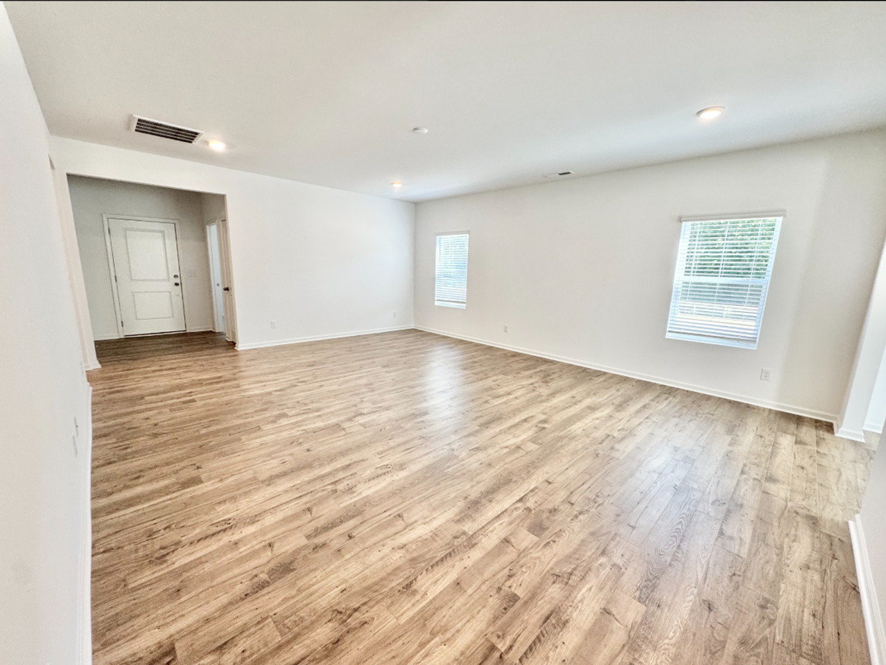 142 Cougar Ln - Photo 6 of 16