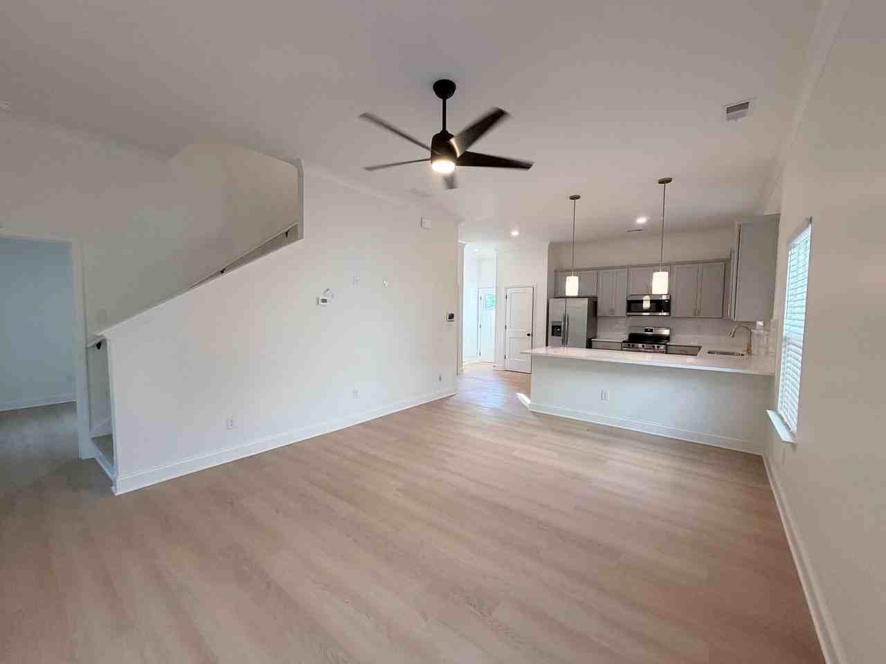 375 Old Winterville Rd - Photo 3 of 13