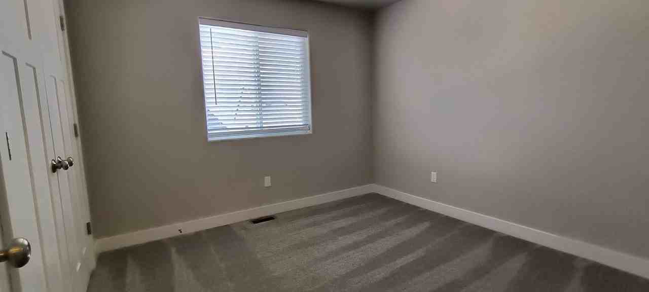 1595 S 1450 W #D - Photo 7 of 14