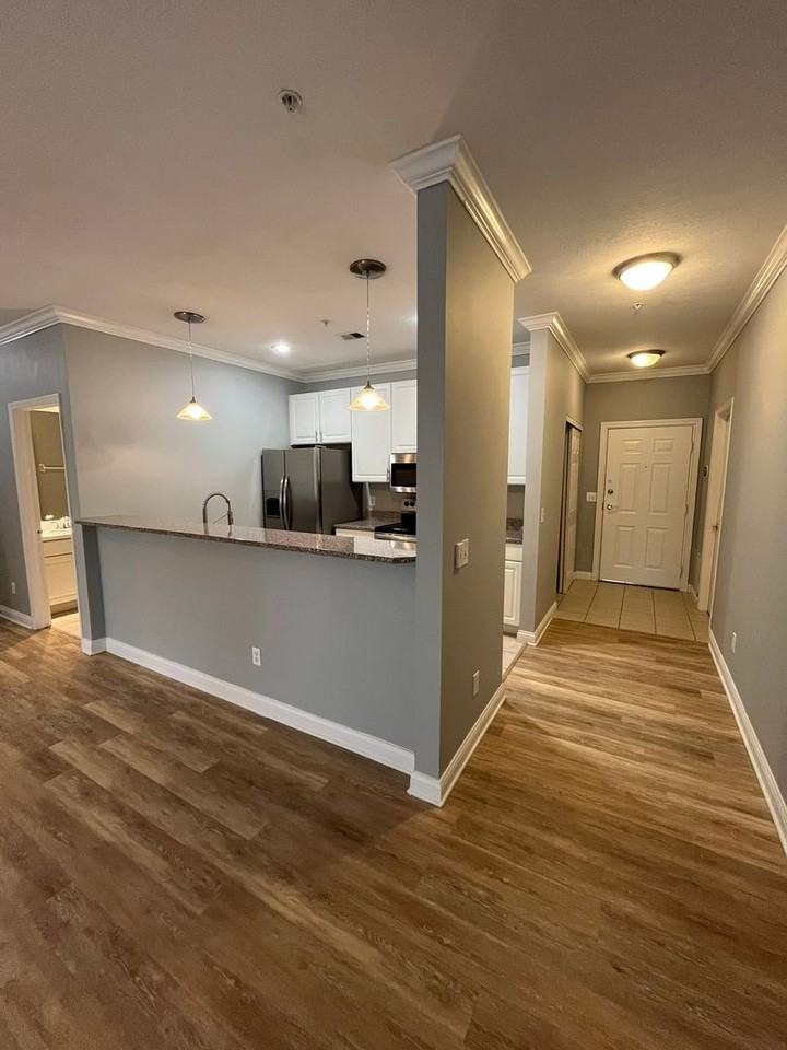 2245 Riverside Dr #311 - Photo 2 of 20