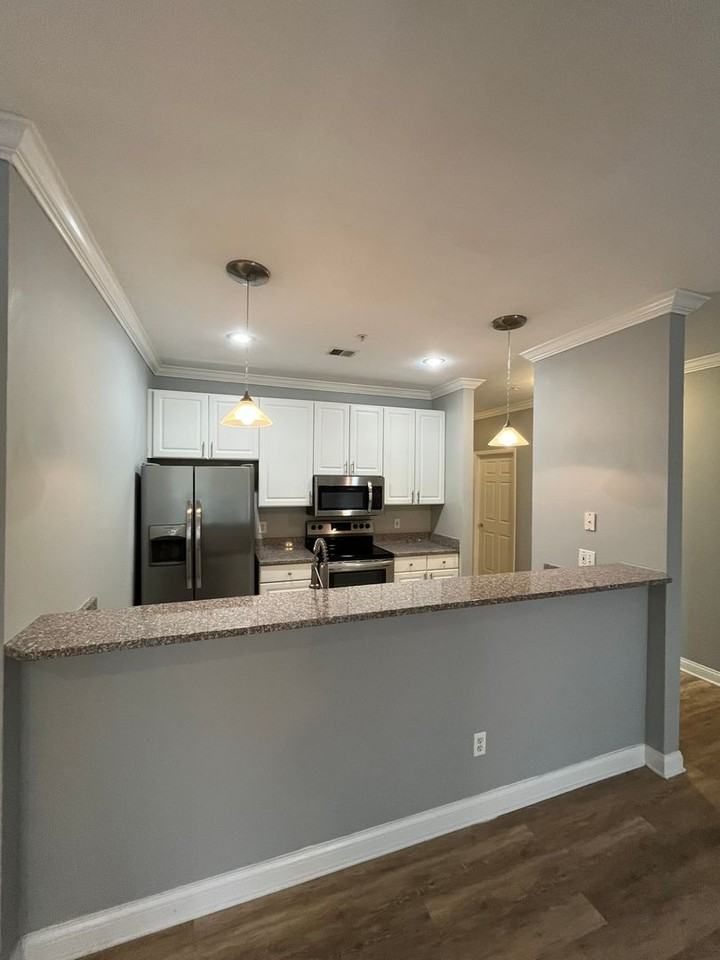 2245 Riverside Dr #311 - Photo 7 of 20