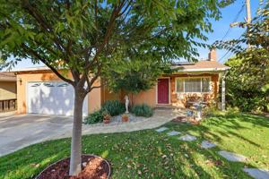 featured image of 4276 Hendrix Way