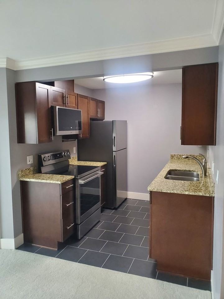 2230 Nw 59th St #404 - Photo 2 of 13