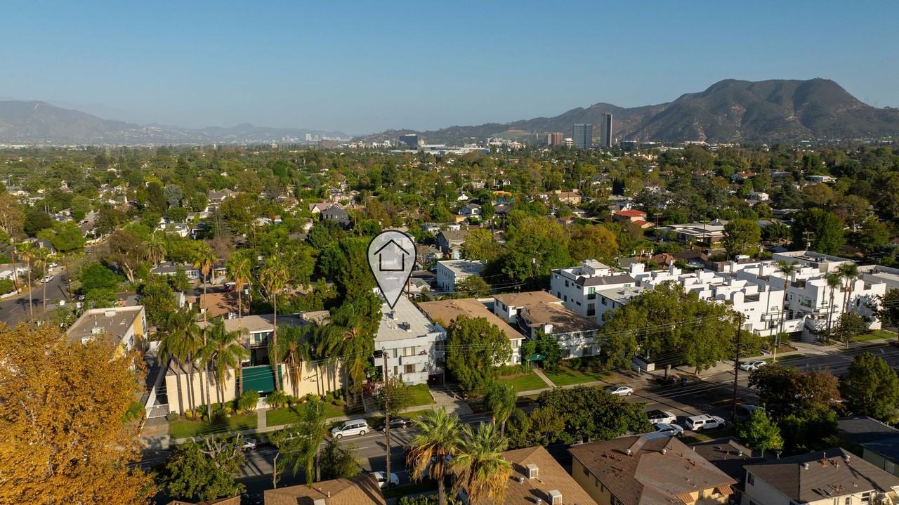 5038 Cahuenga - Photo 4 of 5