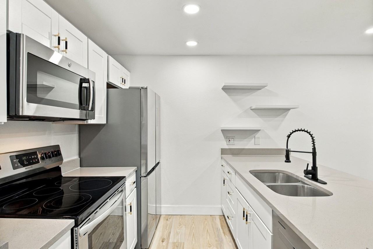 3141 3141 S Taramac Dr #208G - Photo 6 of 24