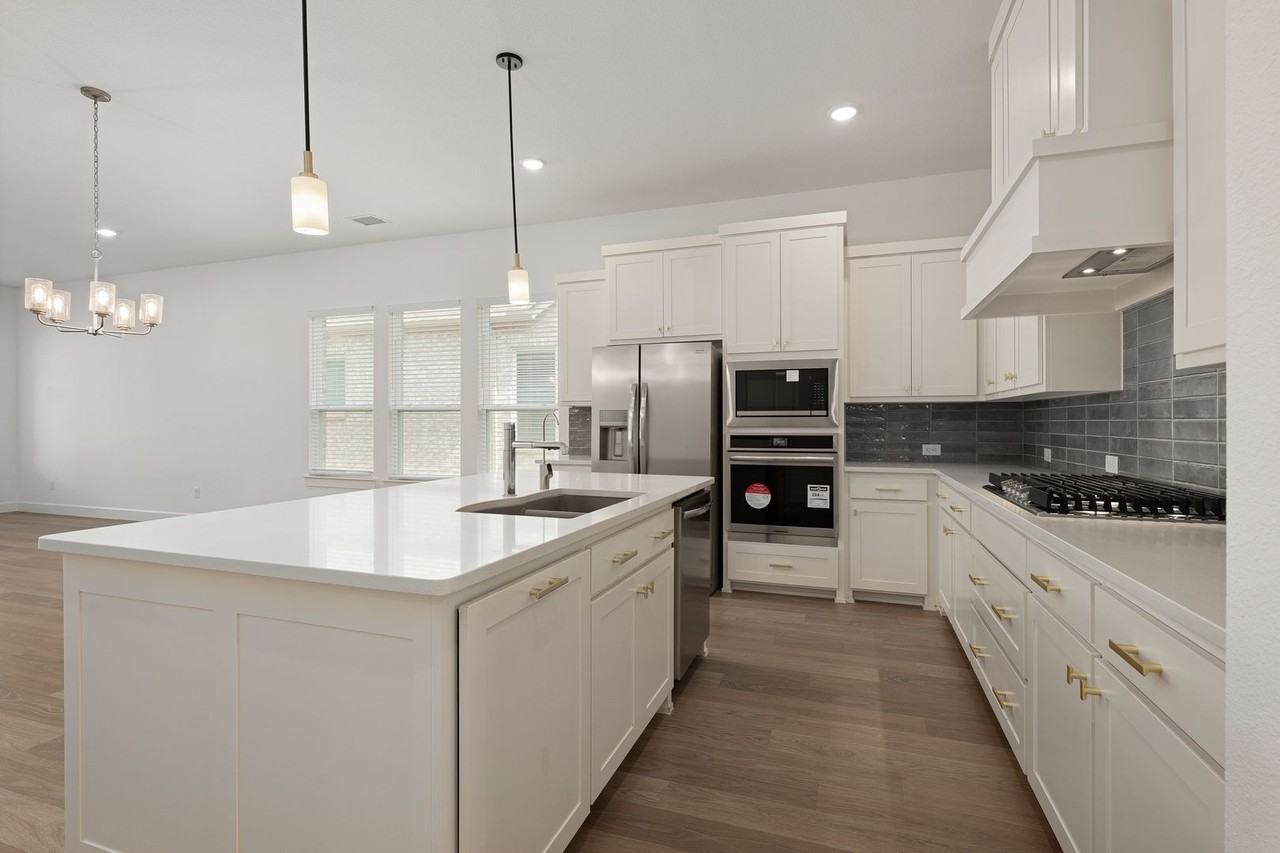 3132 Blake Dr - Photo 6 of 28