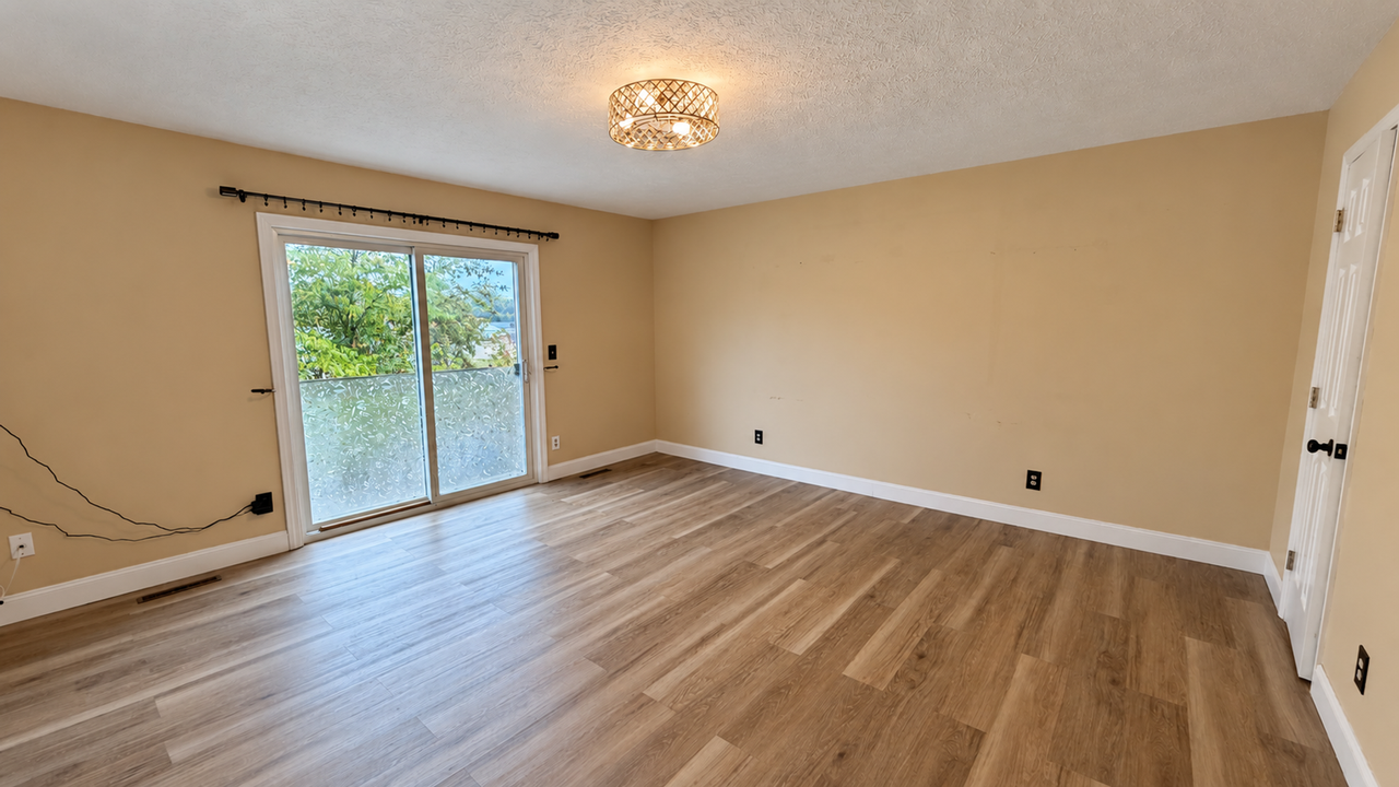 42 Broadview Ave - Photo 3 of 14