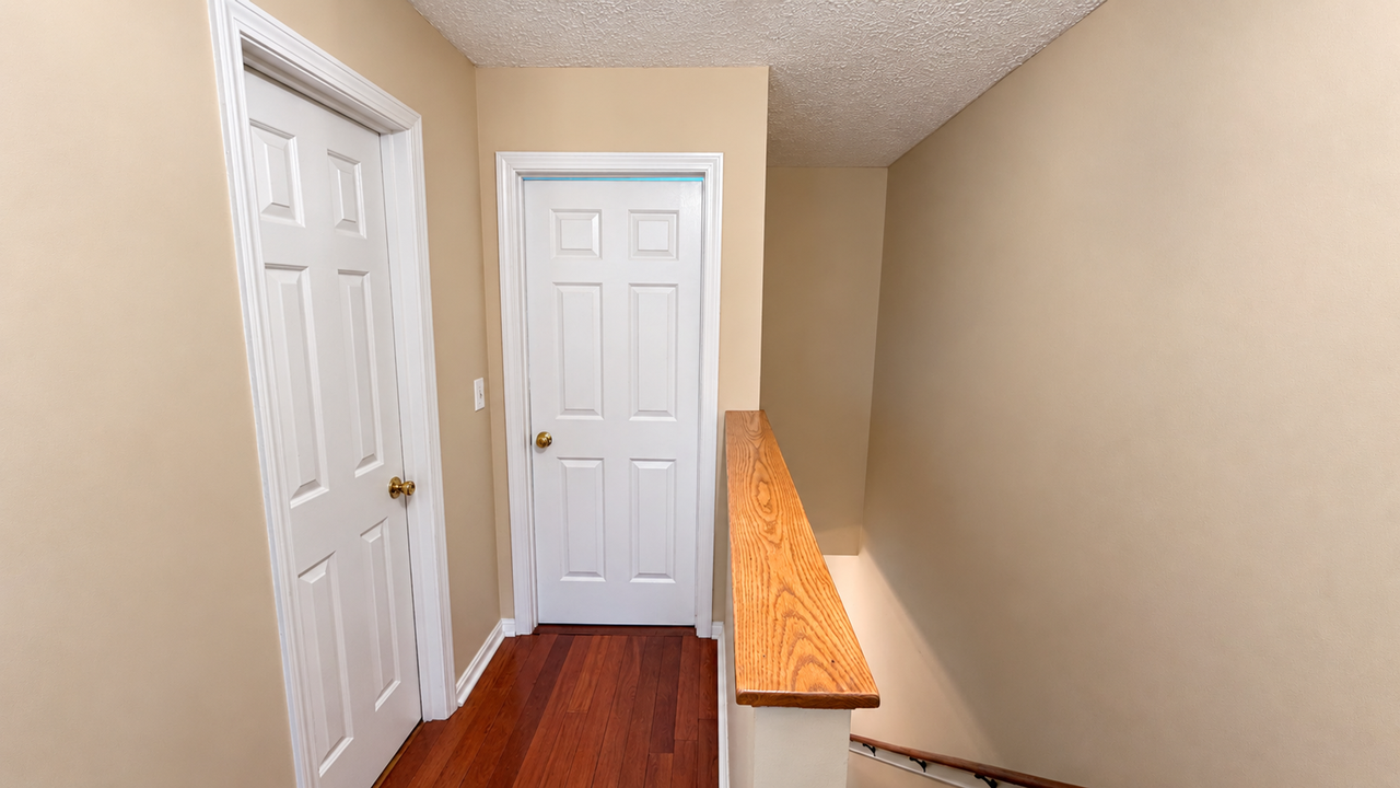42 Broadview Ave - Photo 7 of 14