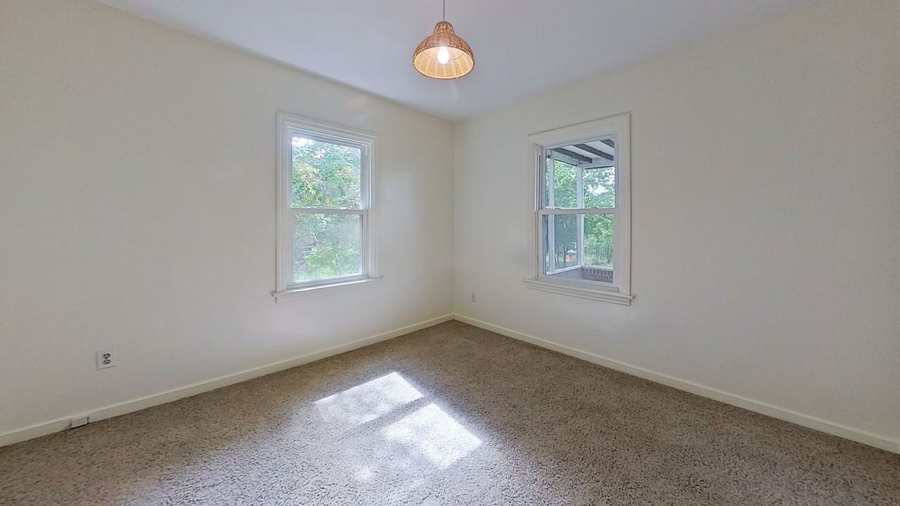 322 Pinehurst Rd - Photo 3 of 12