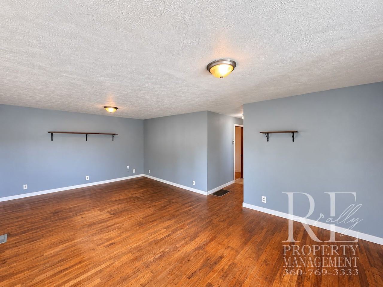 3625 W E St - Photo 6 of 30