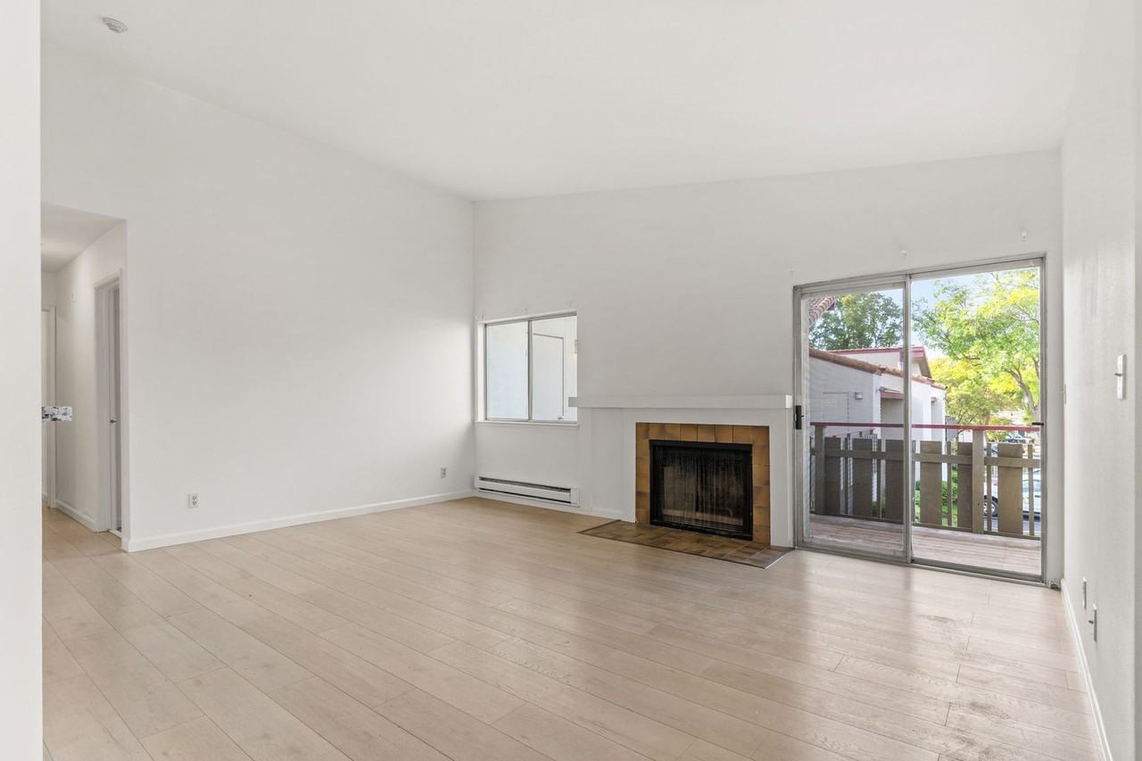 35088 Lido Blvd - Photo 4 of 20