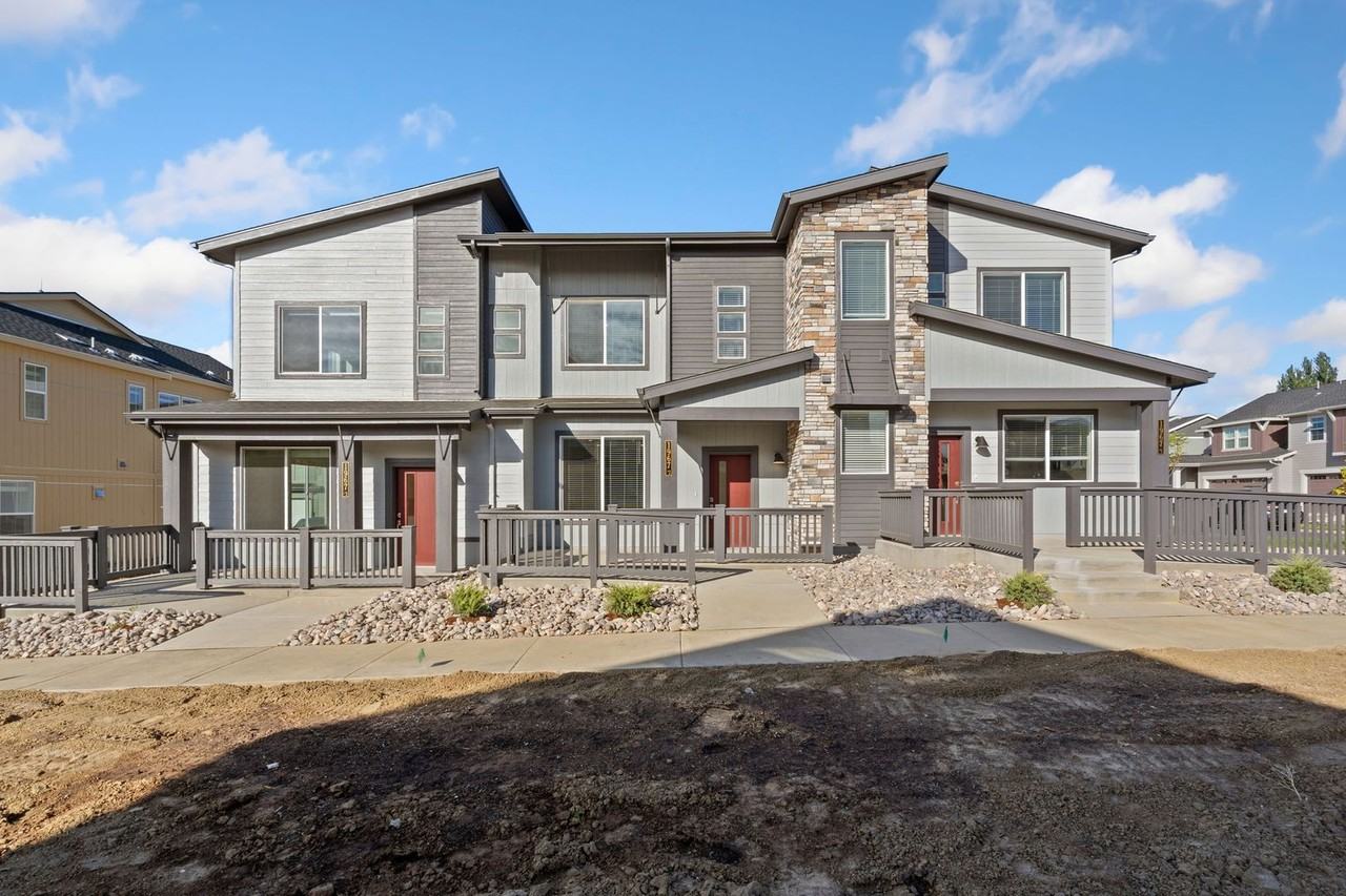 1967 Crested Lark St #3