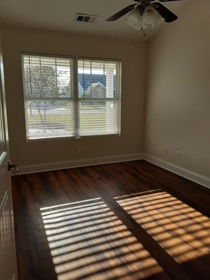 720 Rambler Ct - Photo 2 of 15