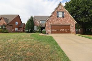 featured image of 8703 E 95th Pl