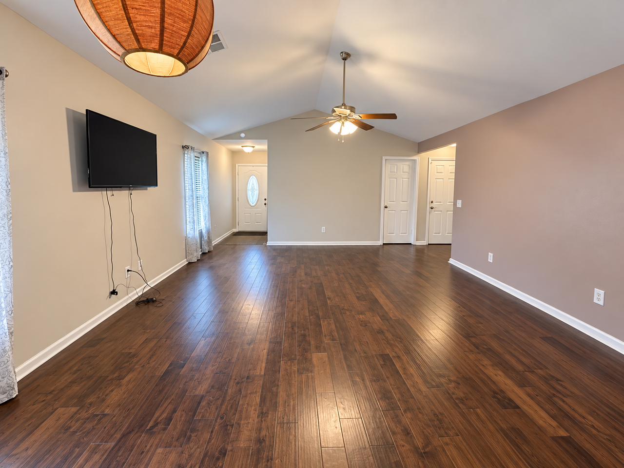 225 Musgroves Mill Ln - Photo 4 of 17