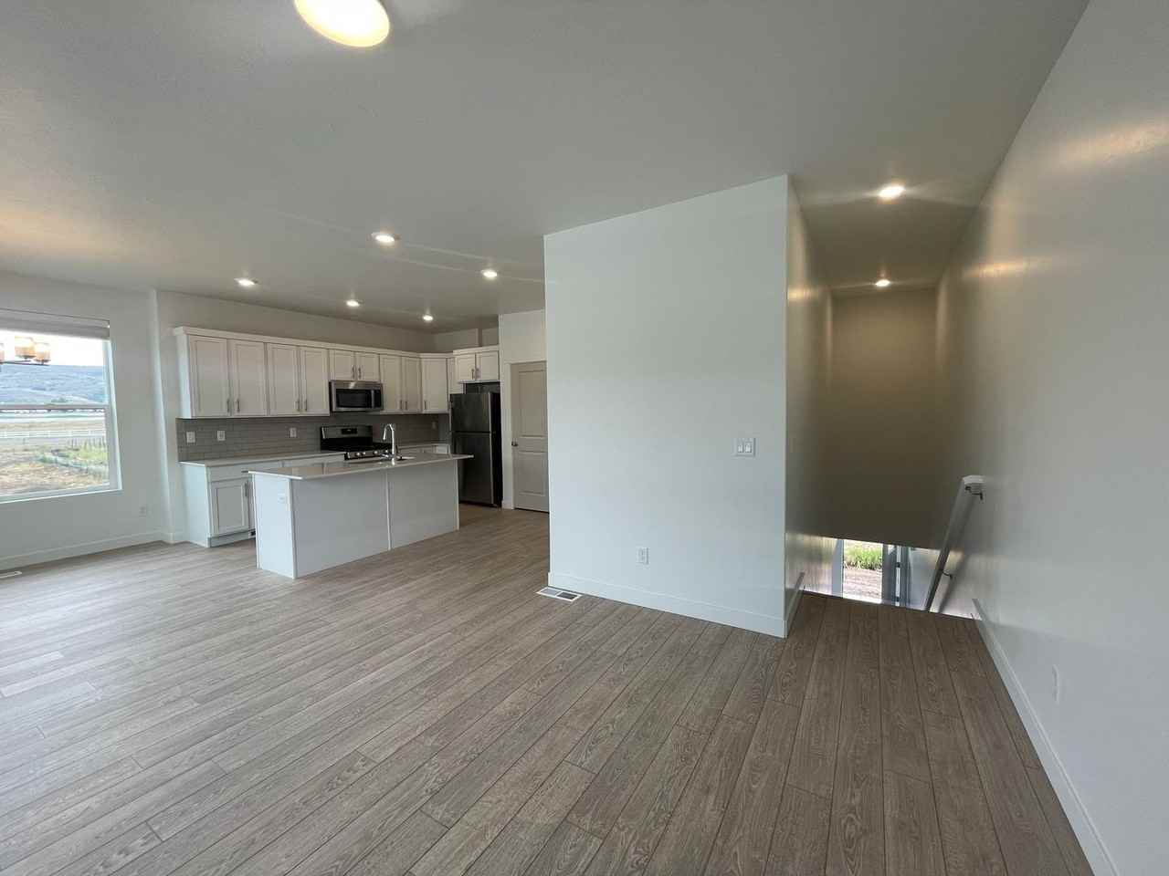 170 Grassy Knolls Path - Photo 3 of 8