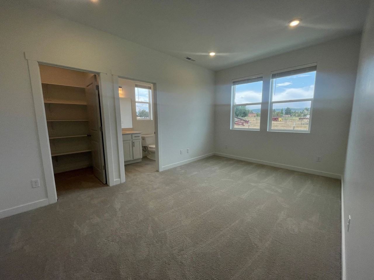 170 Grassy Knolls Path - Photo 6 of 8