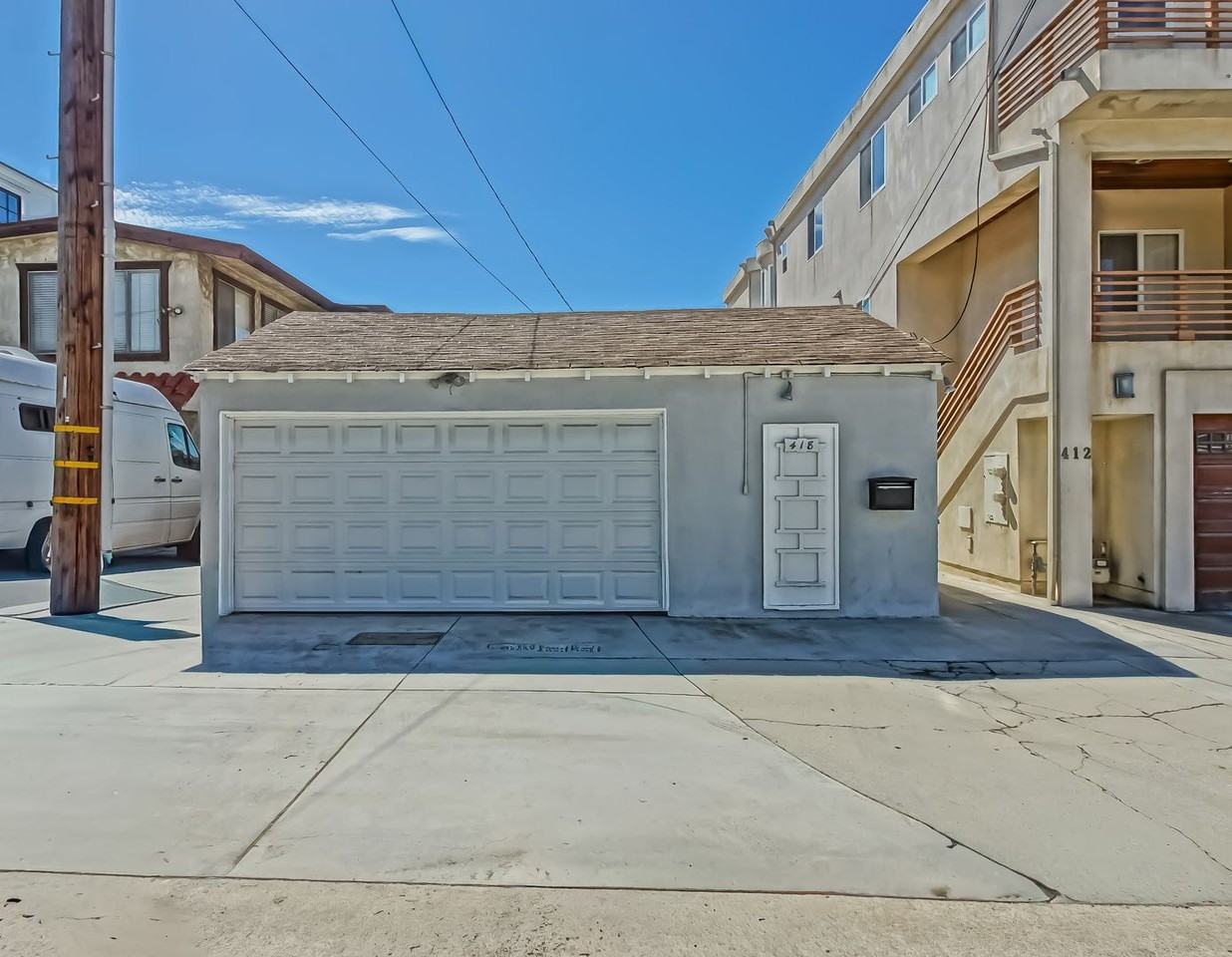 418 10th Pl - Photo 3 of 17