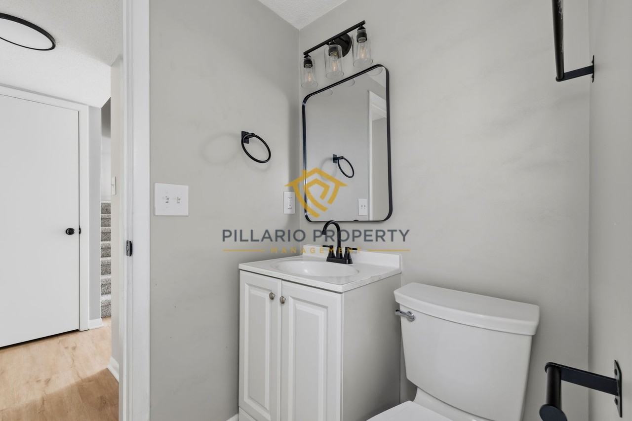 6025 Wingedfoot Ct - Photo 6 of 15