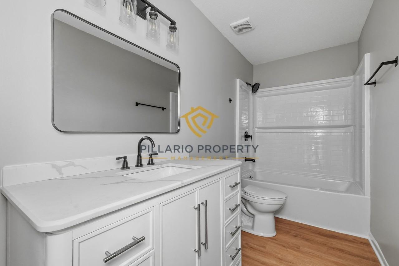 6025 Wingedfoot Ct - Photo 7 of 15