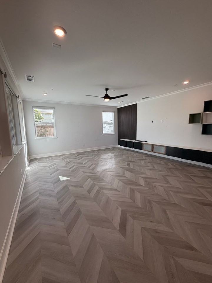8221 Triplefin Way - Photo 3 of 12