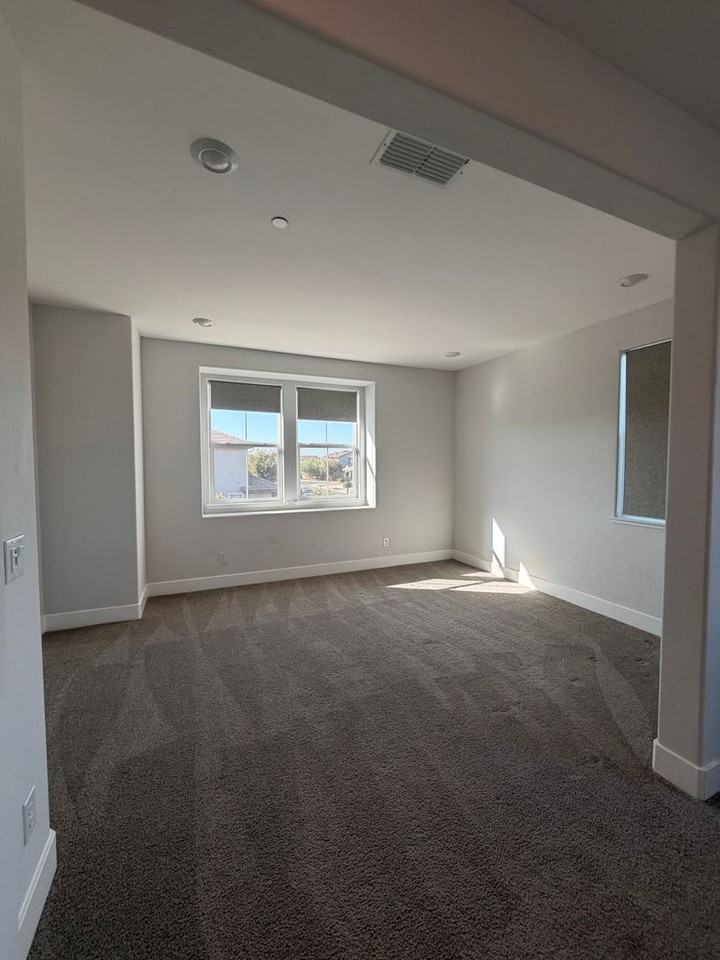8221 Triplefin Way - Photo 4 of 12