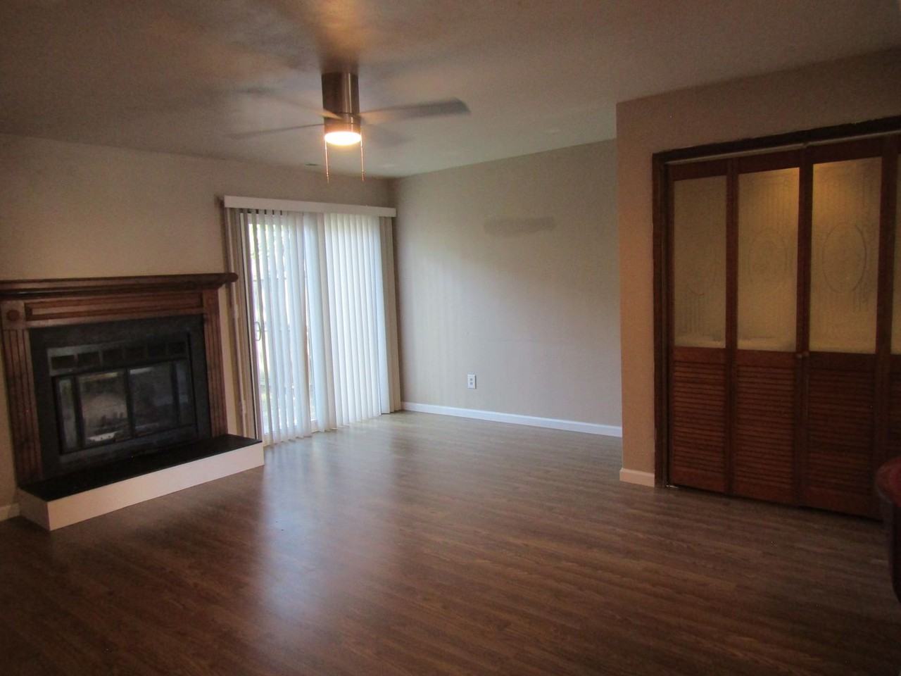 615 Aubrey Dr - Photo 6 of 34