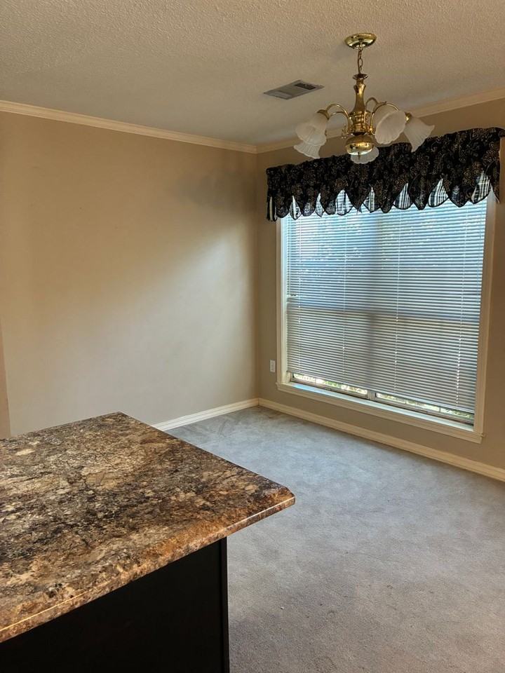 115 River Oaks Blvd - Photo 5 of 18