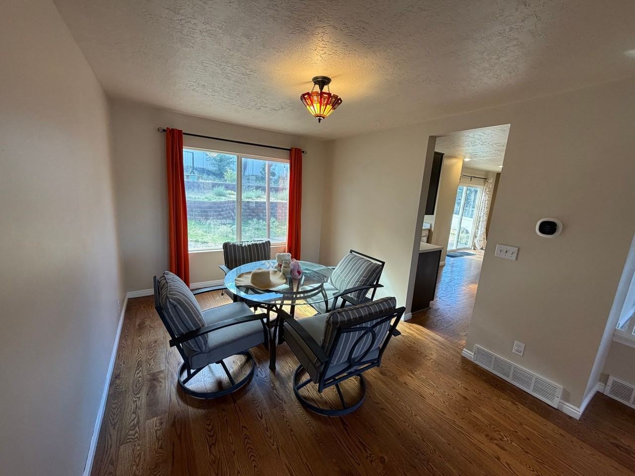 438 E Parowan Way - Photo 5 of 38