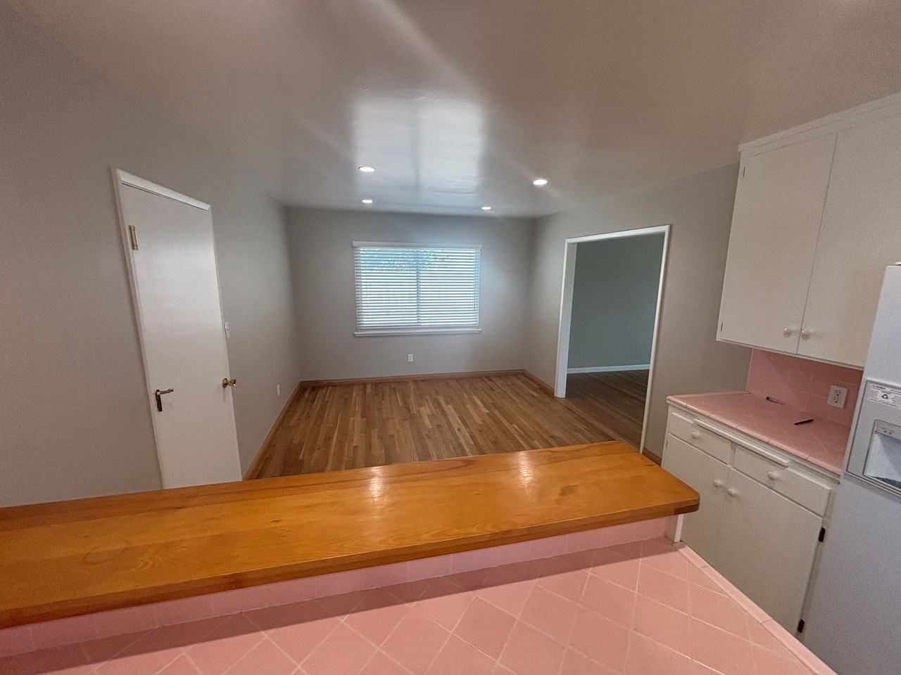 3558 Drake Dr - Photo 7 of 13