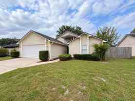 204 S Somerset Ct - Photo 1 of 1
