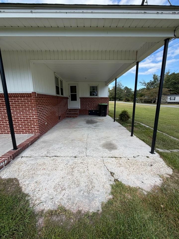 102 South St - Photo 2 of 2