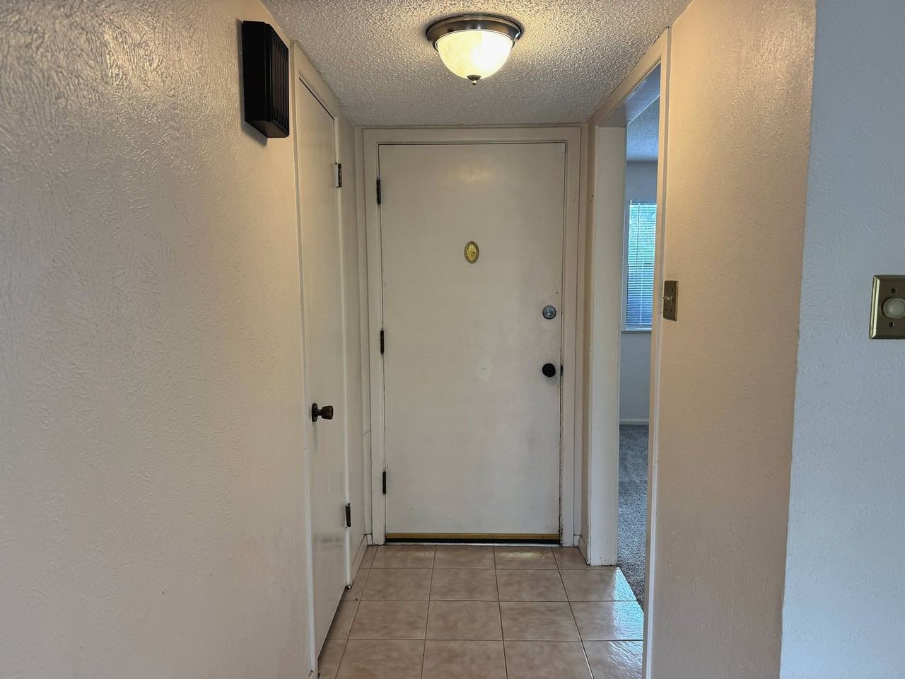 1506 Douglas Dr - Photo 3 of 40