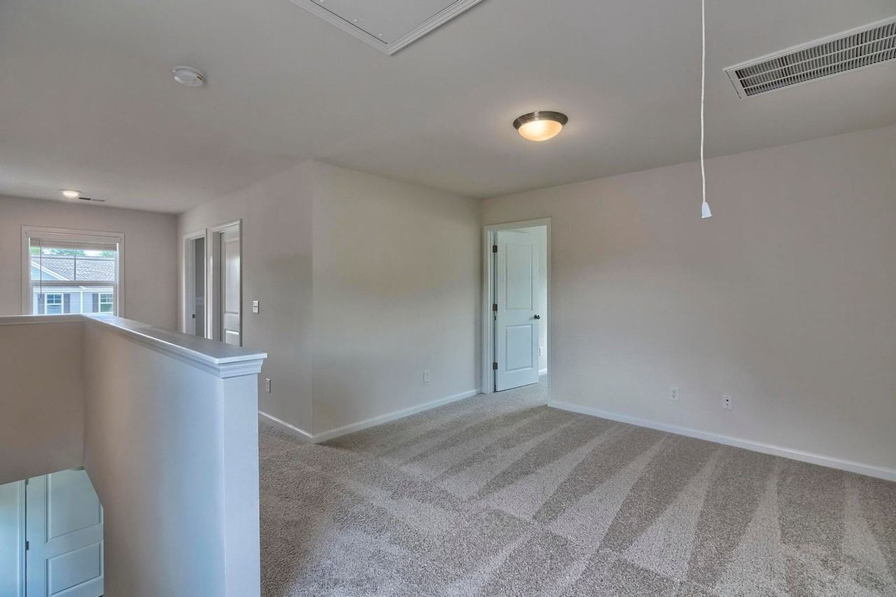 702 Count Fleet Ct - Photo 5 of 22