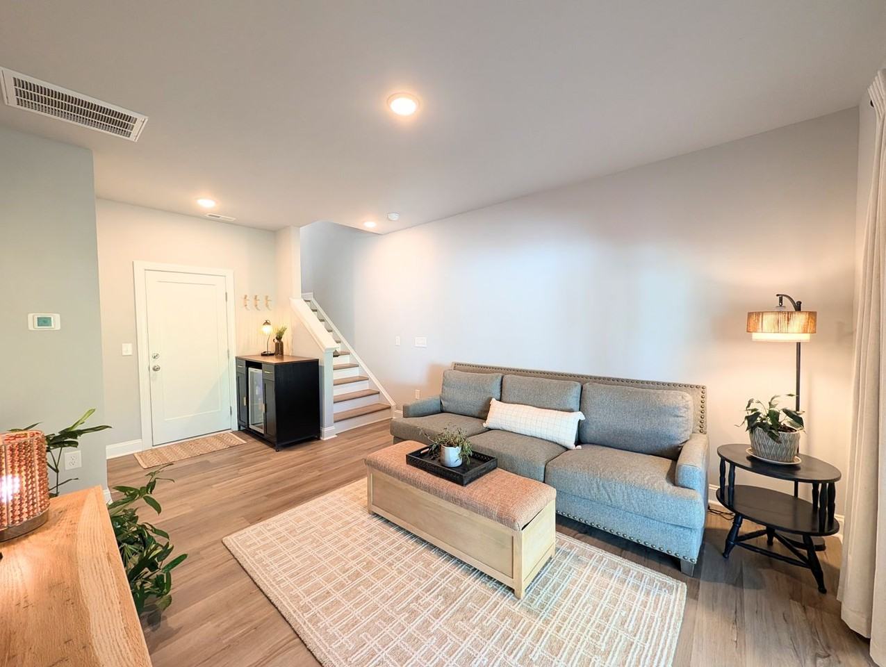 10519 Pleasant Branch Dr - Photo 5 of 35