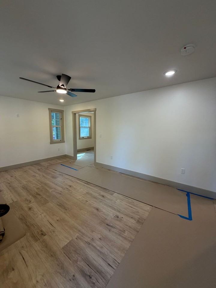 224 Rogers Ave - Photo 2 of 10