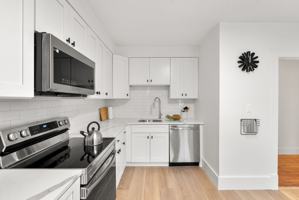 featured image of 12 Nonantum St