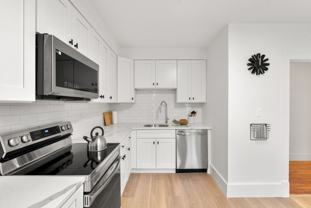 1 Bed / 1 Bath Apartment in Brighton - Photo 1 of 1