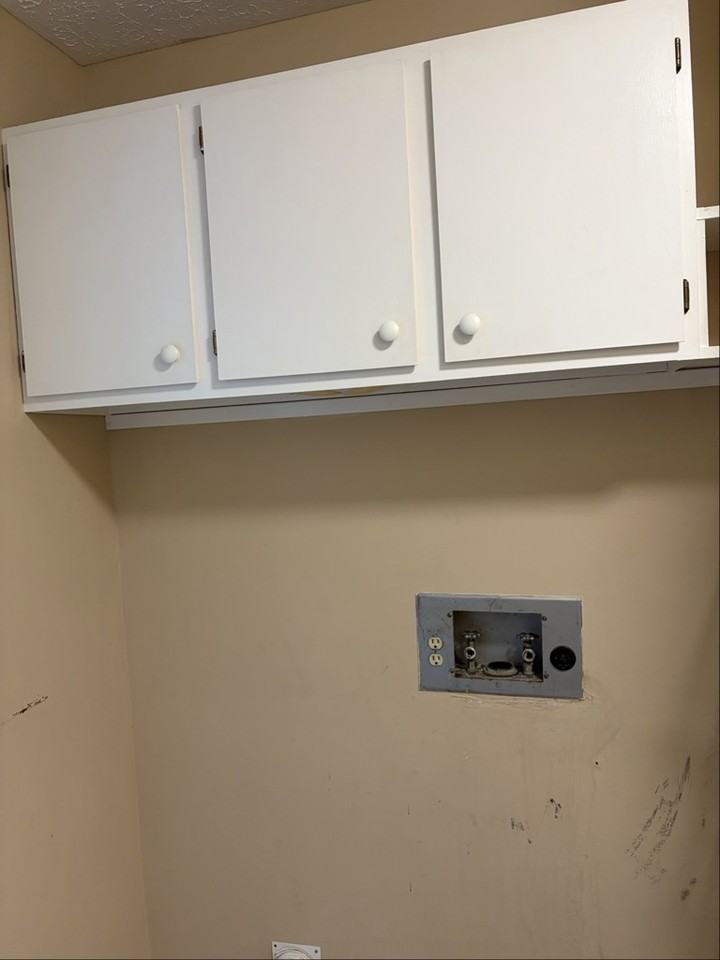 528 Ansley Ave - Photo 4 of 20