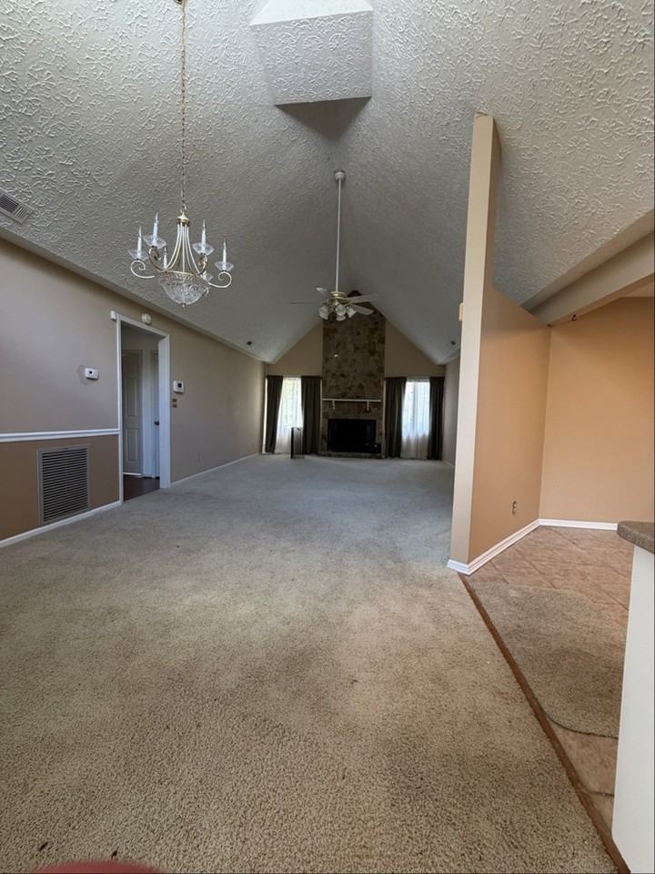 528 Ansley Ave - Photo 6 of 20