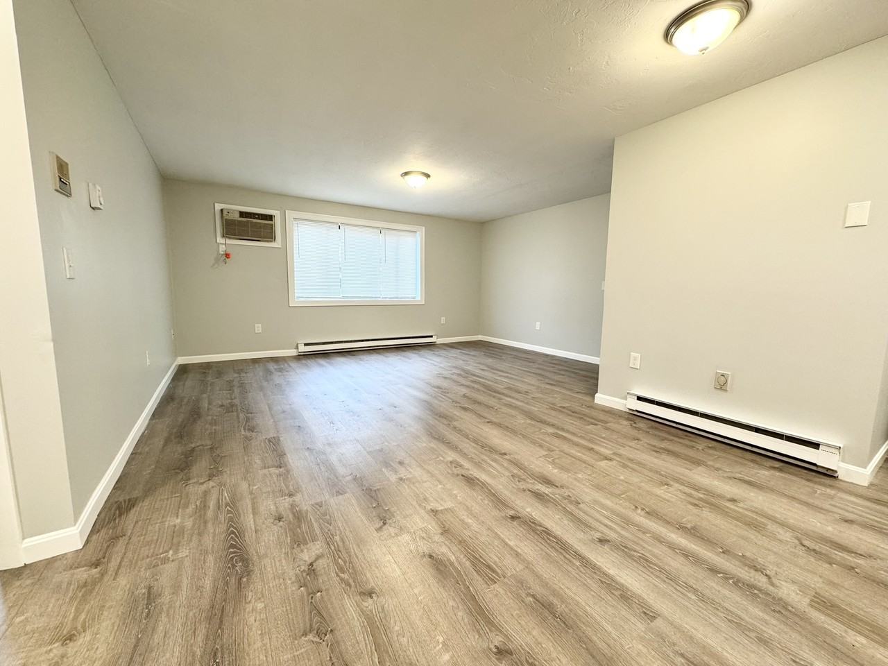 433 Sunderland Rd #I - Photo 5 of 13