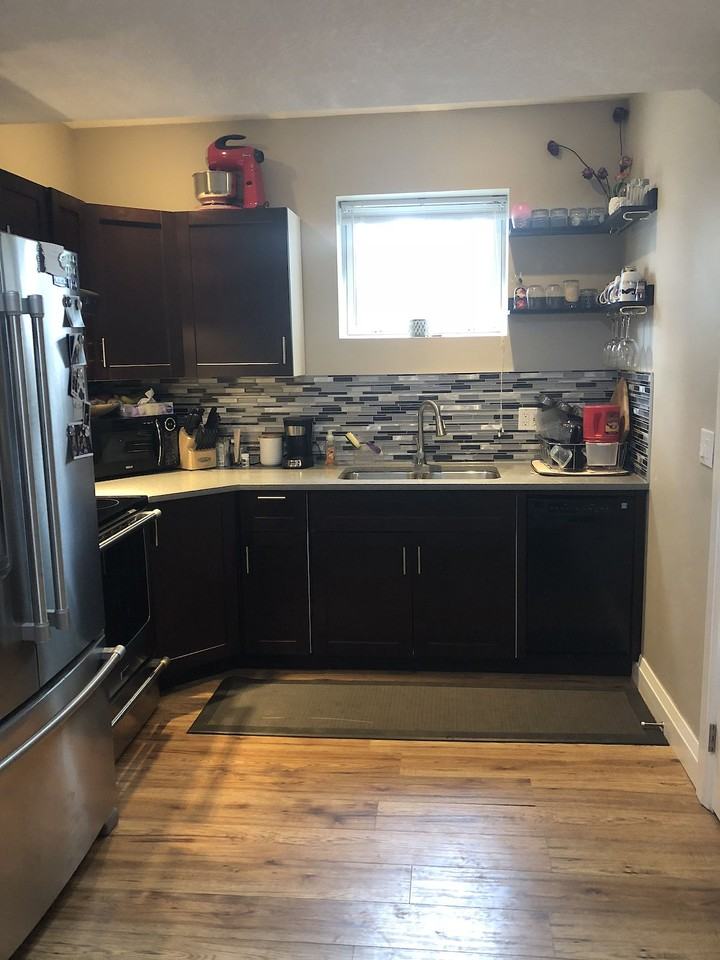 9846 80 Ave Nw - Photo 7 of 25