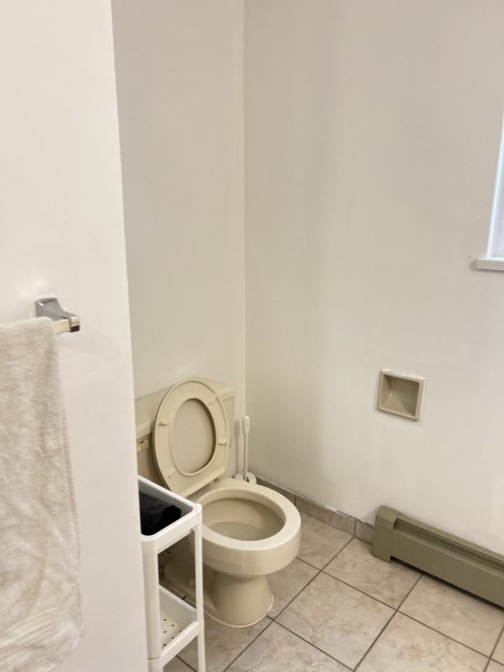 1344 East 10th Avenue - Photo 5 of 9