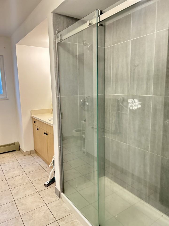 1344 East 10th Avenue - Photo 4 of 9