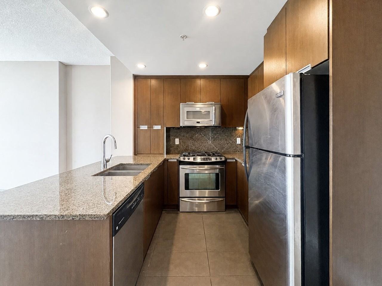 99 Westgate Park - Photo 6 of 26