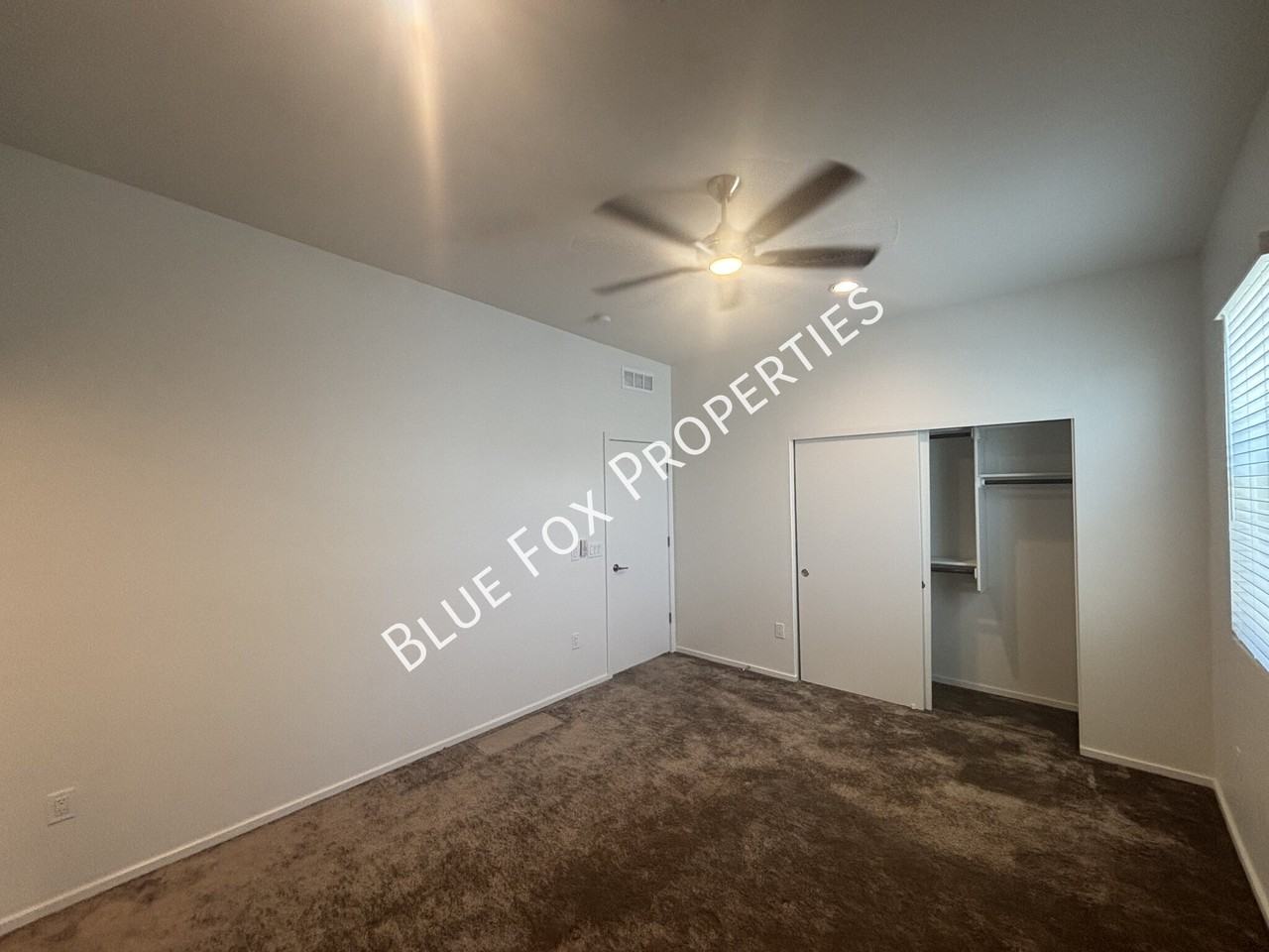 1820 S Poetry Ln - Photo 6 of 14