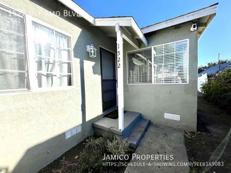 1522 Del Amo Blvd - Photo 2 of 45