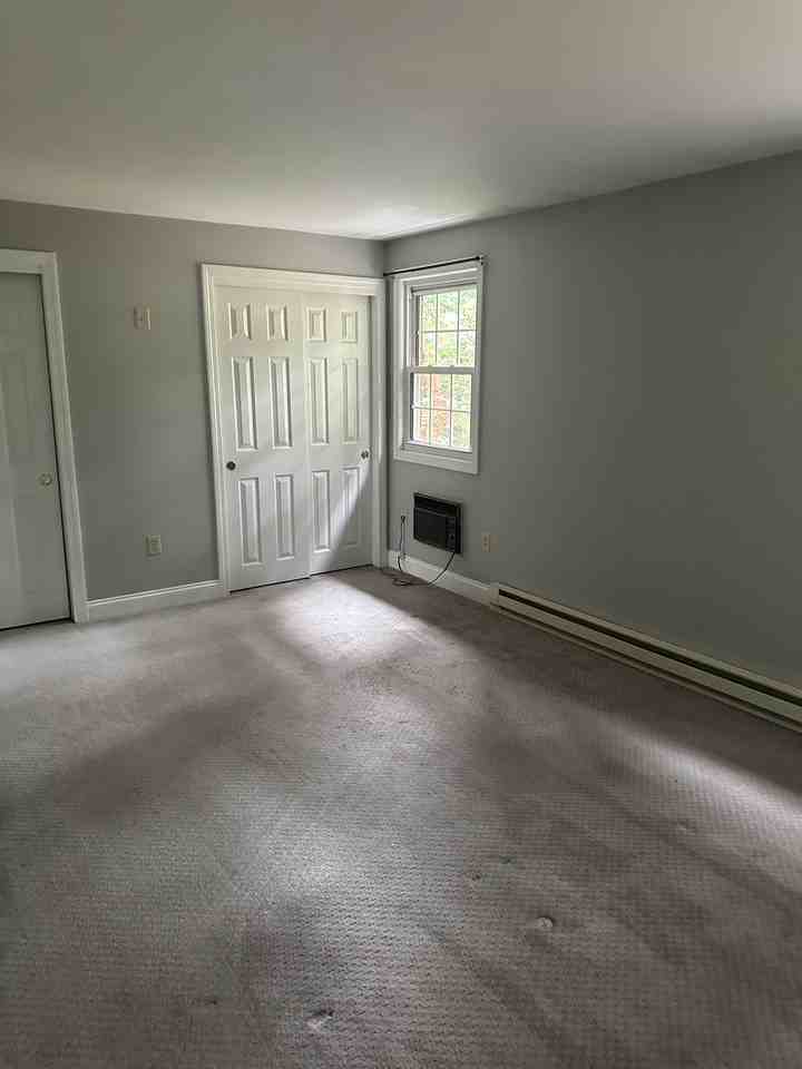 53 Oakridge Dr - Photo 2 of 10