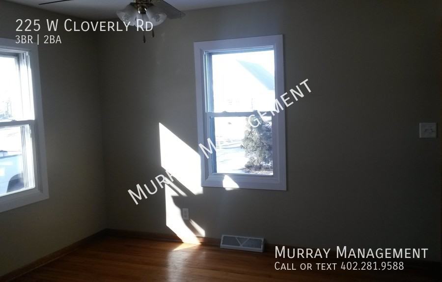 225 W Cloverly Rd #1 - Photo 5 of 6